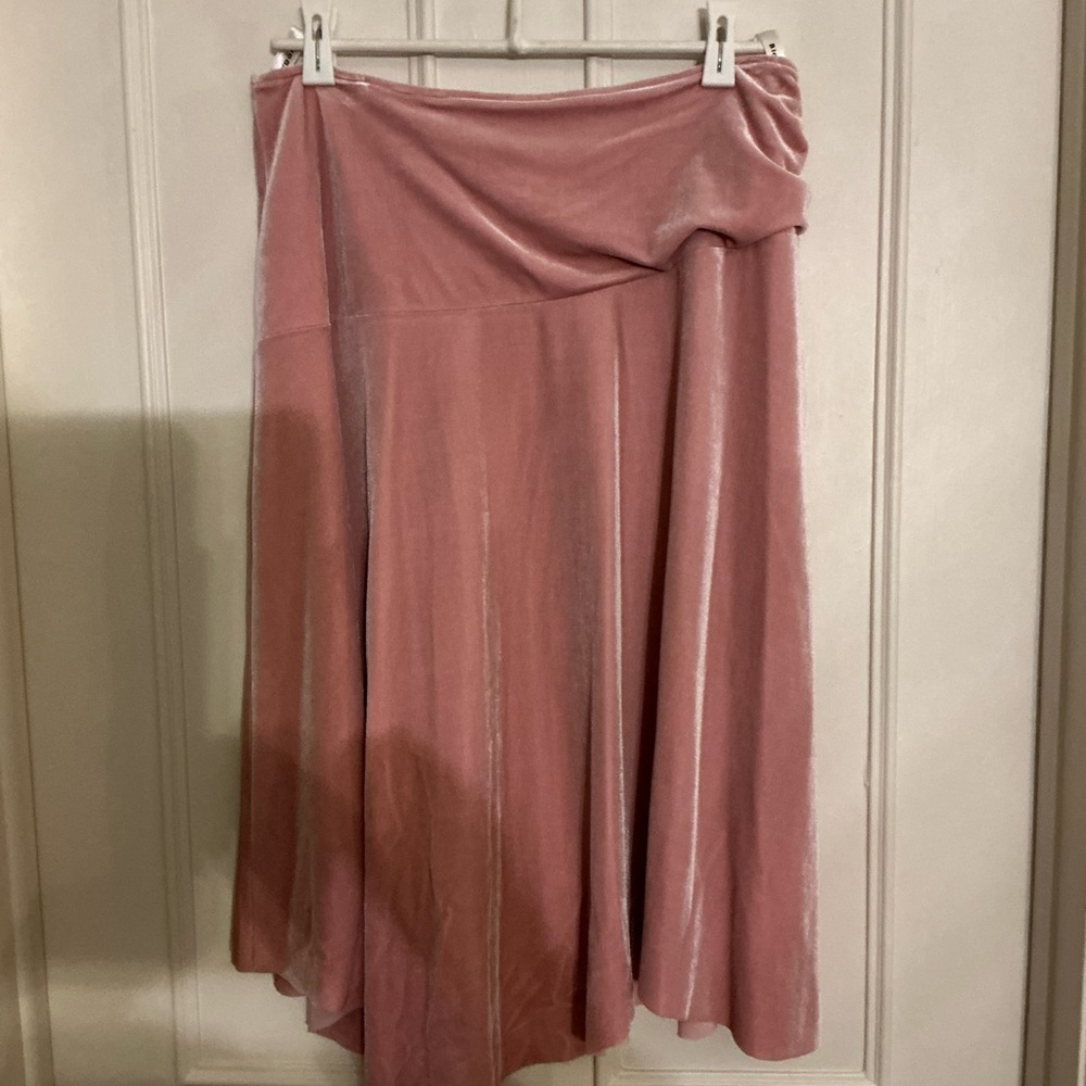 Chic Asymmetrical Pink Velvet Skirt